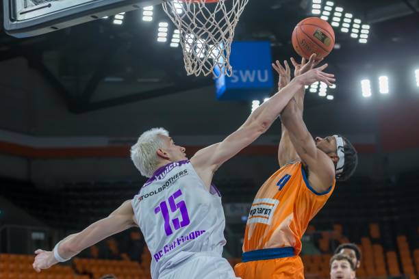 将交接棒效 将交接棒效