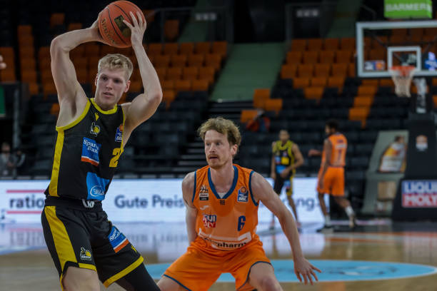 重视团队的 重视团队的