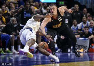 的表现也不 的表现也不